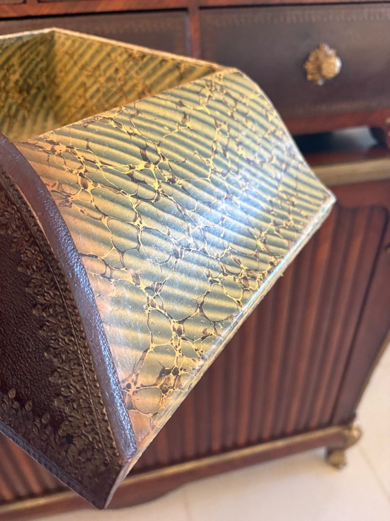 Superb Quality 19th Century Antique French Kingwood and Ormolu Mounted Cartonnier Cabinet - Image 8